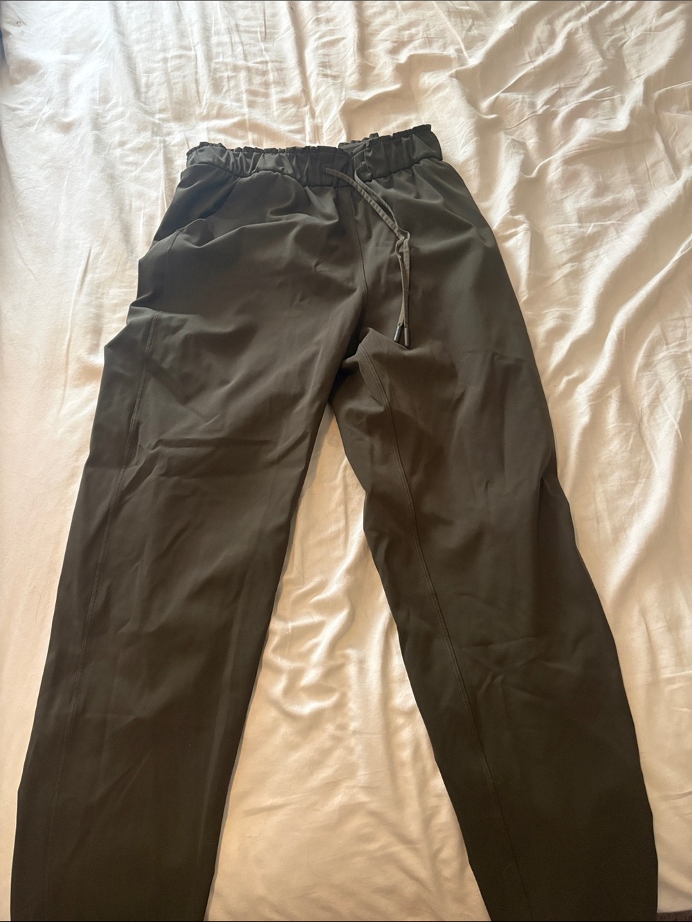 Lululemon green joggers